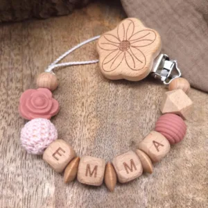 Schnullerkette mit Namen "Blume"
