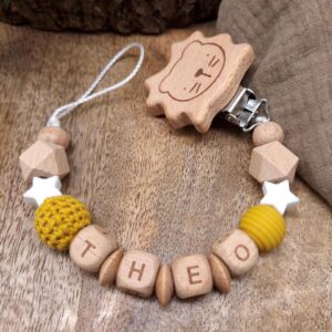Schnullerkette mit Namen "Weiße Sterne"